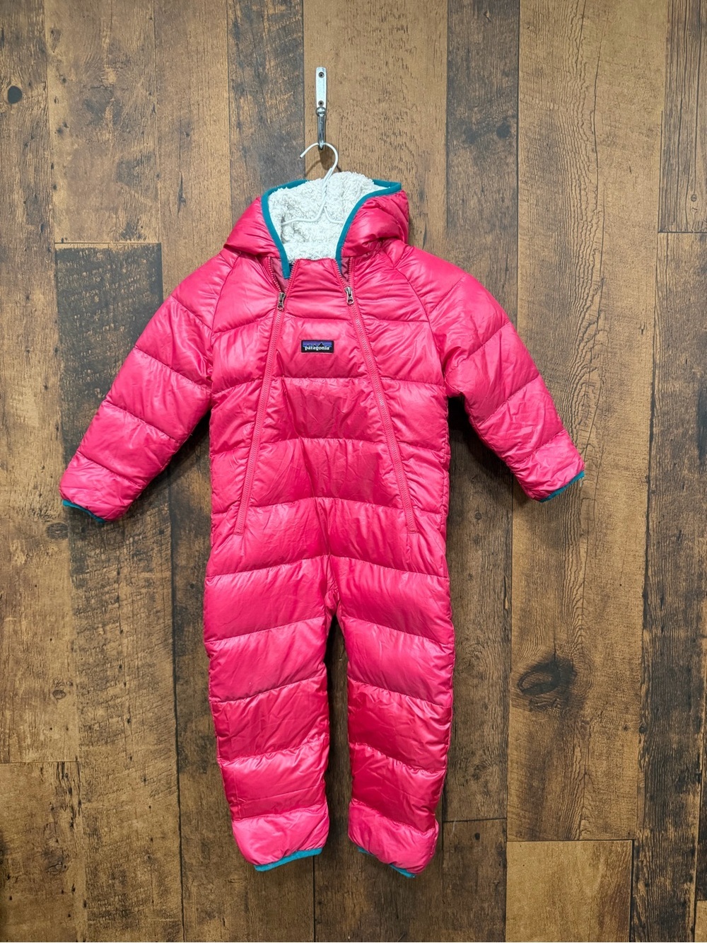 Patagonia Infant Hi-Loft Down Sweater Bunting 18-24 months